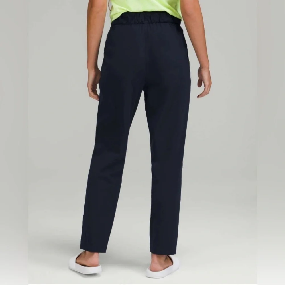 Lululemon Stretch High-Rise Pant 7/8 Length in True Navy